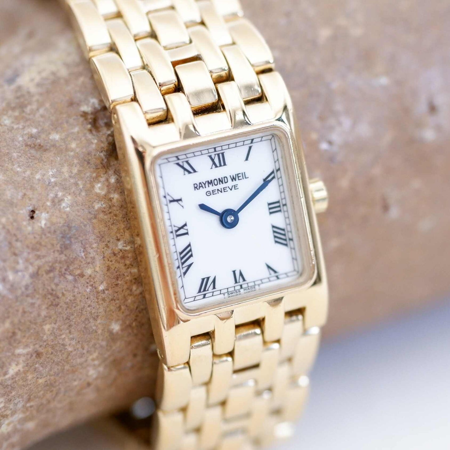 Raymond Weil Vintage Ladies Watch, Slight Left Side