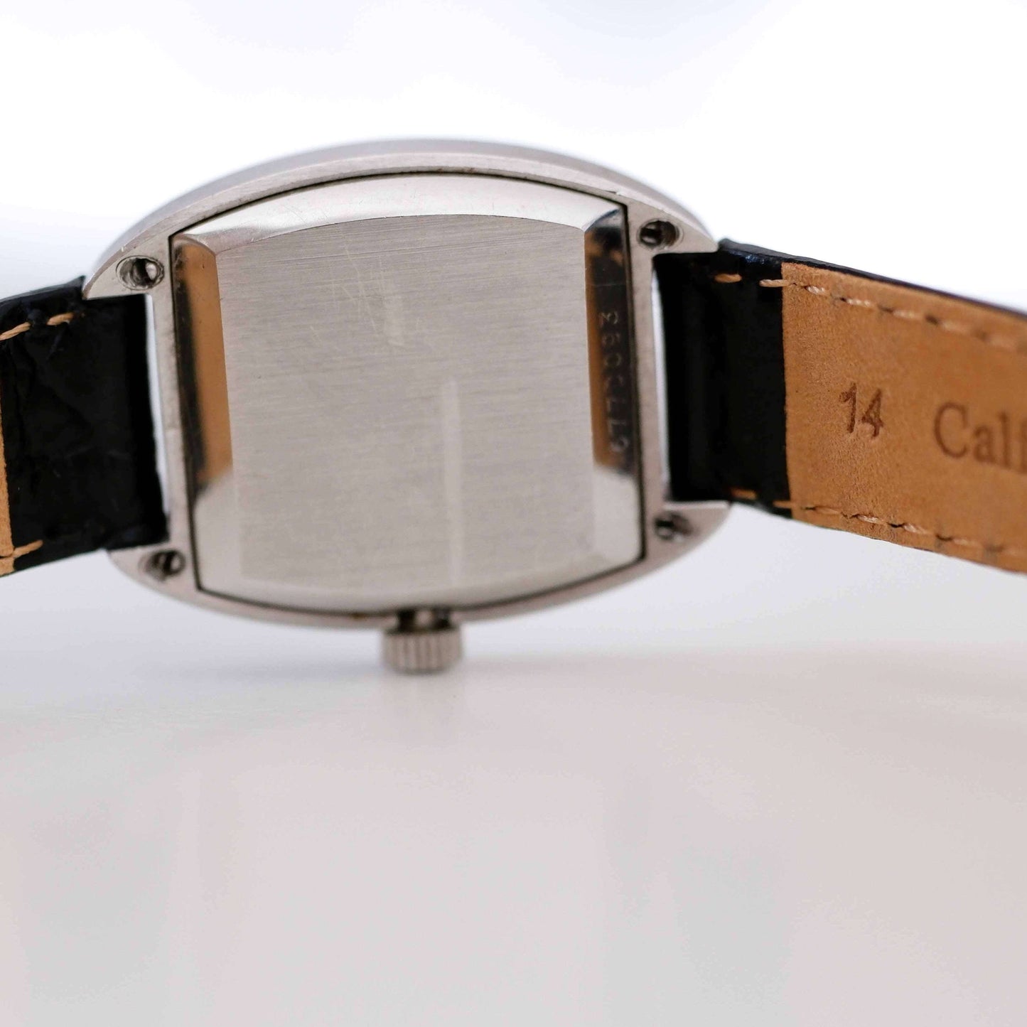 Zenith Respirator Vintage Ladies Watch: 70s Elegant Silver Rectangular Classic Style, Back Side