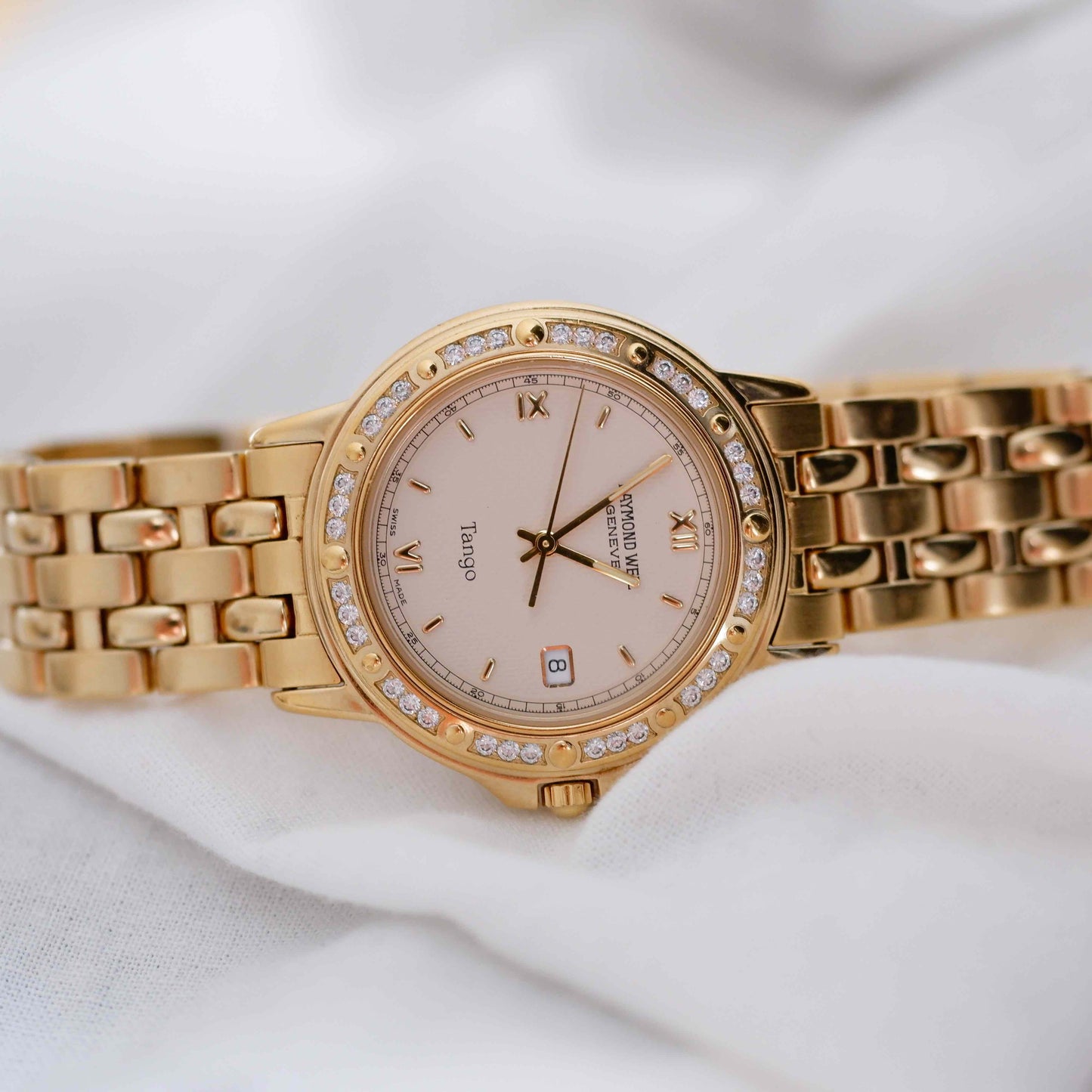 Raymond Weil Tango: Vintage Ladies 90s Watch Gold with real Diamonds