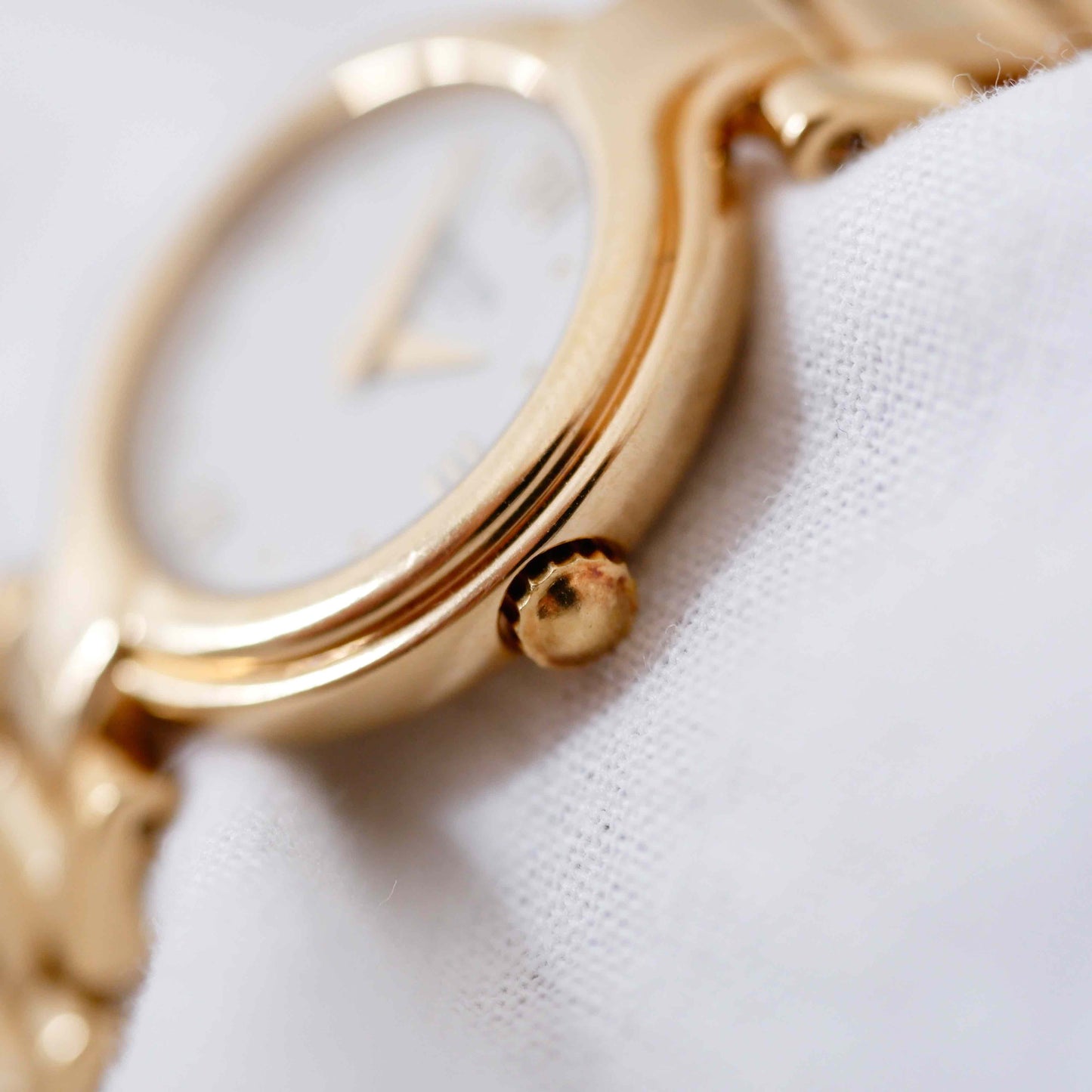 Raymond Weil Cocktail: Vintage Ladies 90s Gold with Elegant Roman Numerals
