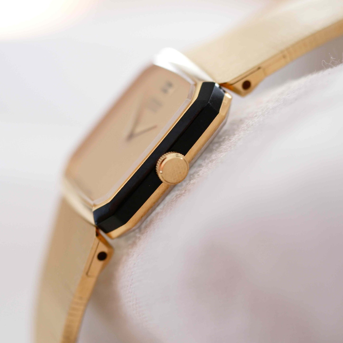 Seiko Cocktail Watch: Ladies 80s Gold Elegance - New Old Stock