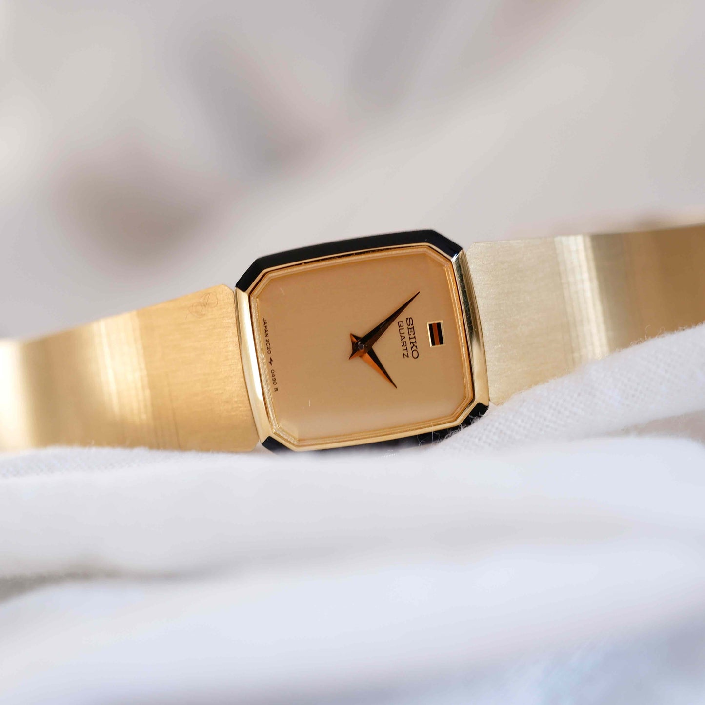 Seiko Cocktail Watch: Ladies 80s Gold Elegance - New Old Stock
