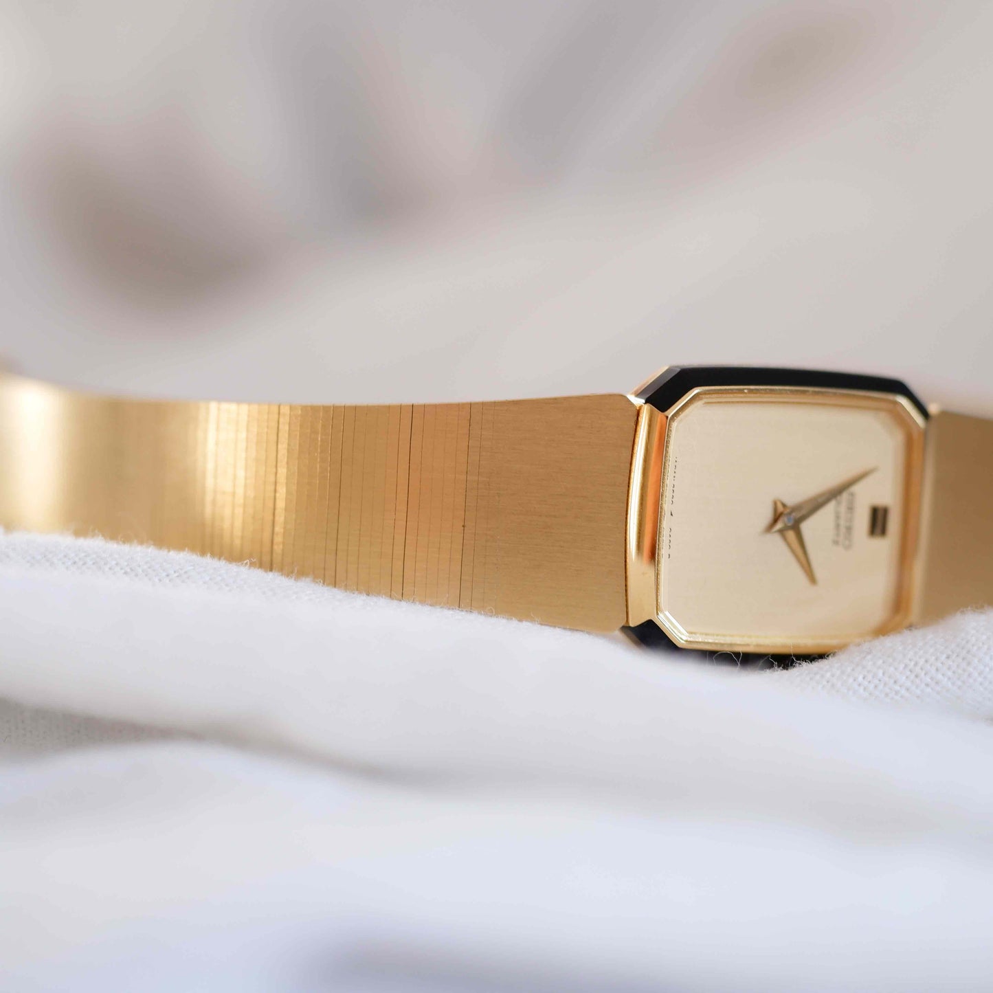 Seiko Cocktail Watch: Ladies 80s Gold Elegance - New Old Stock