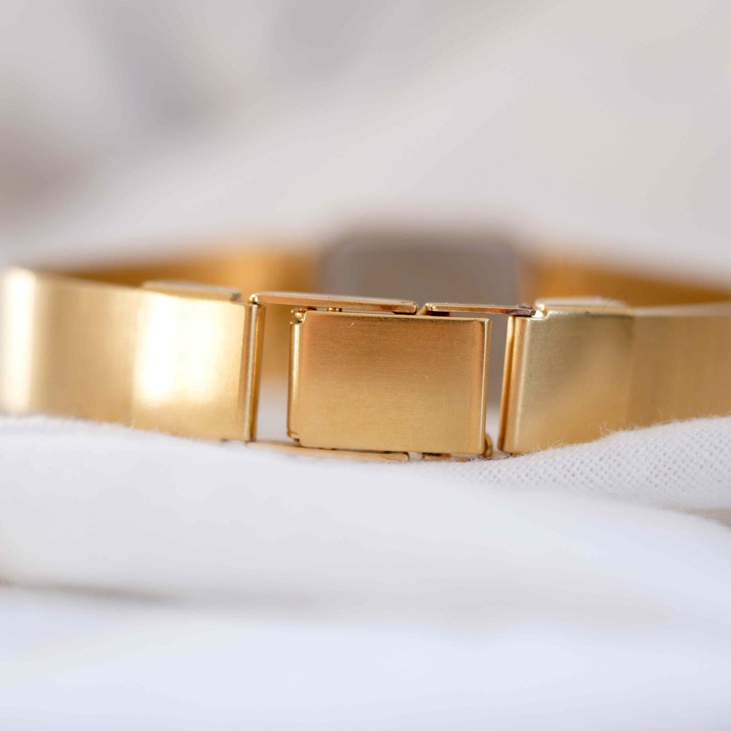 Seiko Cocktail Watch: Ladies 80s Gold Elegance - New Old Stock