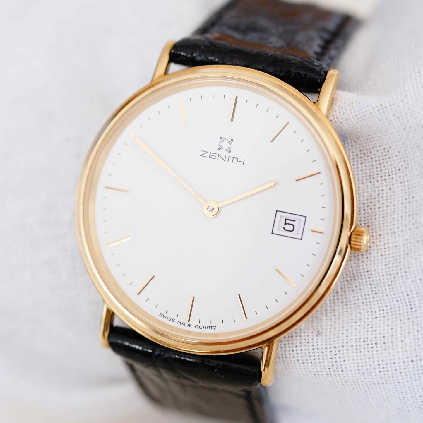 Zenith Vintage Watch: Ladies 90s Gold with White Dial Two Hands - New Old Stock