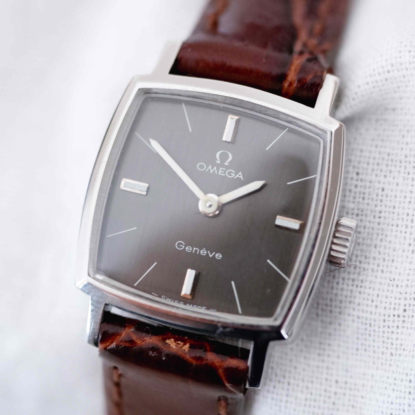 Omega Geneve Watch: Vintage Ladies 60s Iconic Mechanical and Gray Dial