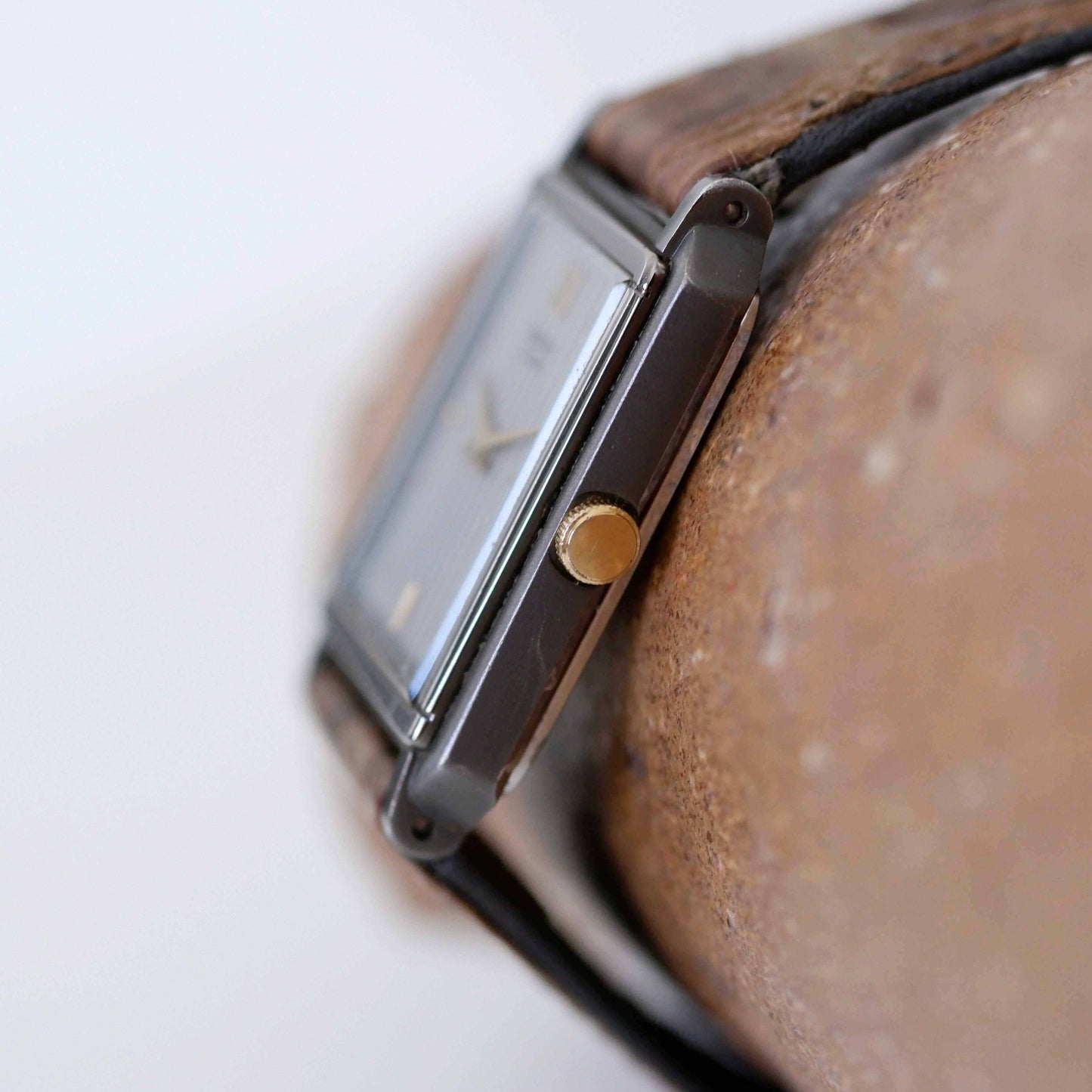 Seiko Vintage Ladies Watch: 80s Gold Two-Tone Elegant Rectangular Style | Side View Right