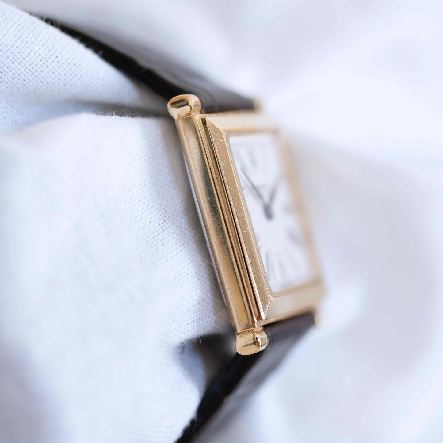 Raymond Weil Tank Style: Vintage Ladies Watch 90s Gold White Roman Dial