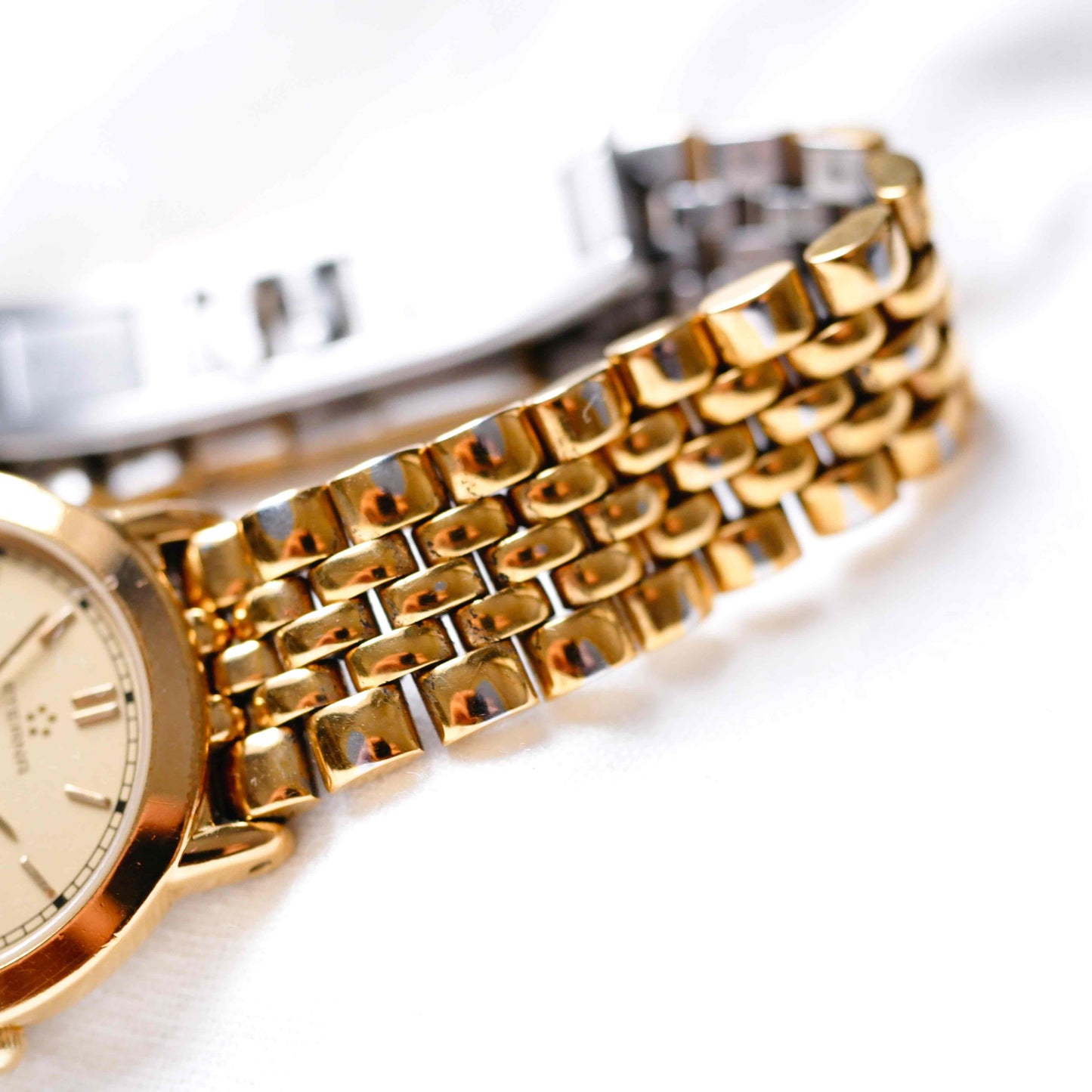 Eterna Vintage Watch: Ladies 90s Golden Iconic with Champaign Dial