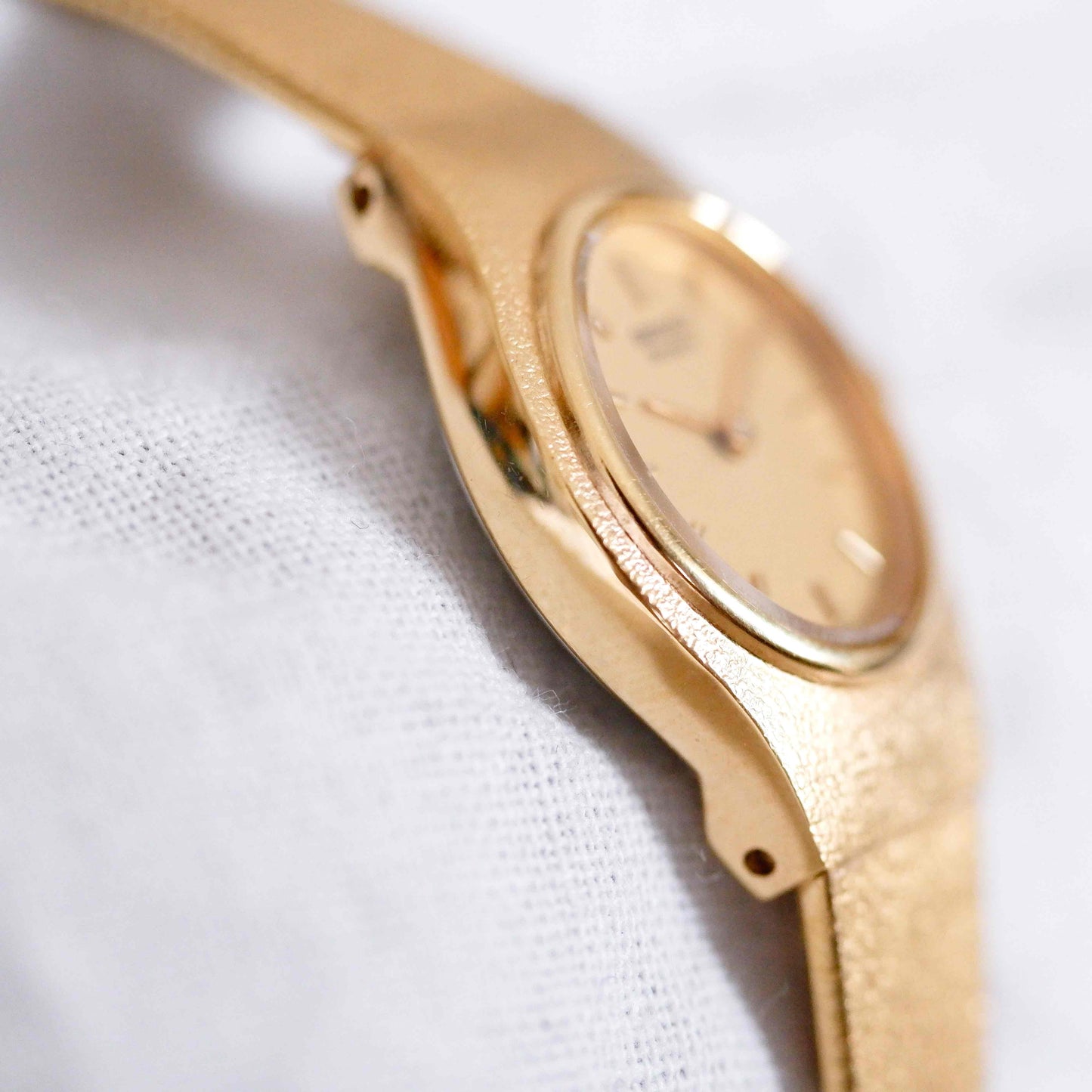 Seiko Cocktail Watch: Ladies 80s Golden Champaign Dial - New Old Stock