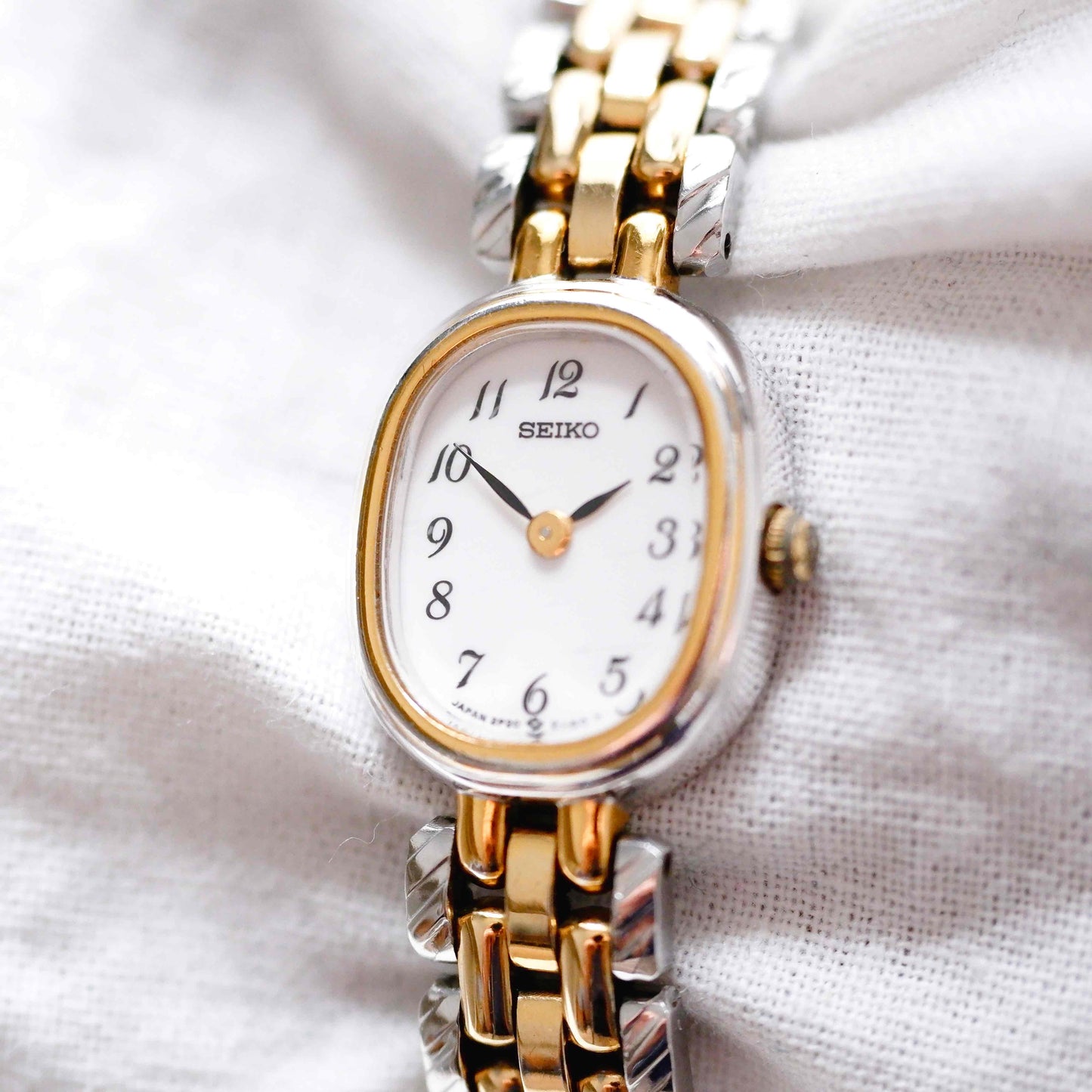 Seiko Dainty Cocktail Watch: Ladies Vintage 90s Two-Tone Gold Classic Dial