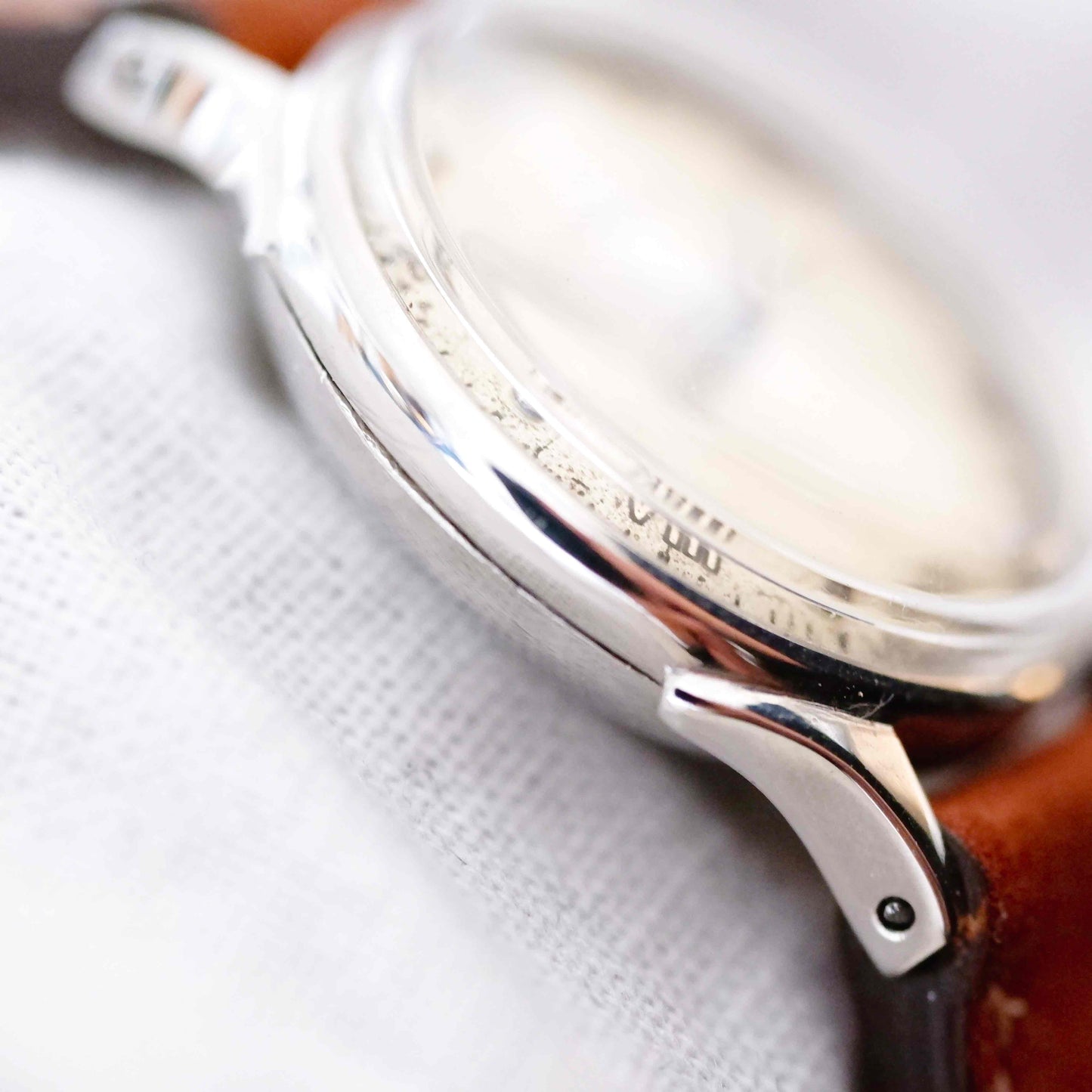 Omega Vintage Watch: Ladies 60s Iconic Mechanical with White Dial