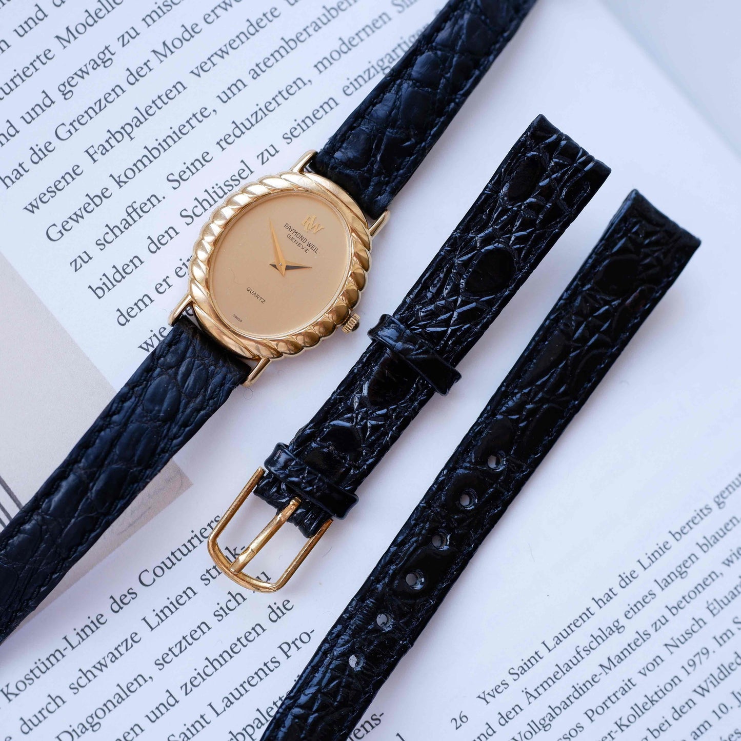 Raymond Weil Watch: Vintage Ladies Watch 70s Golden Champagne Dial