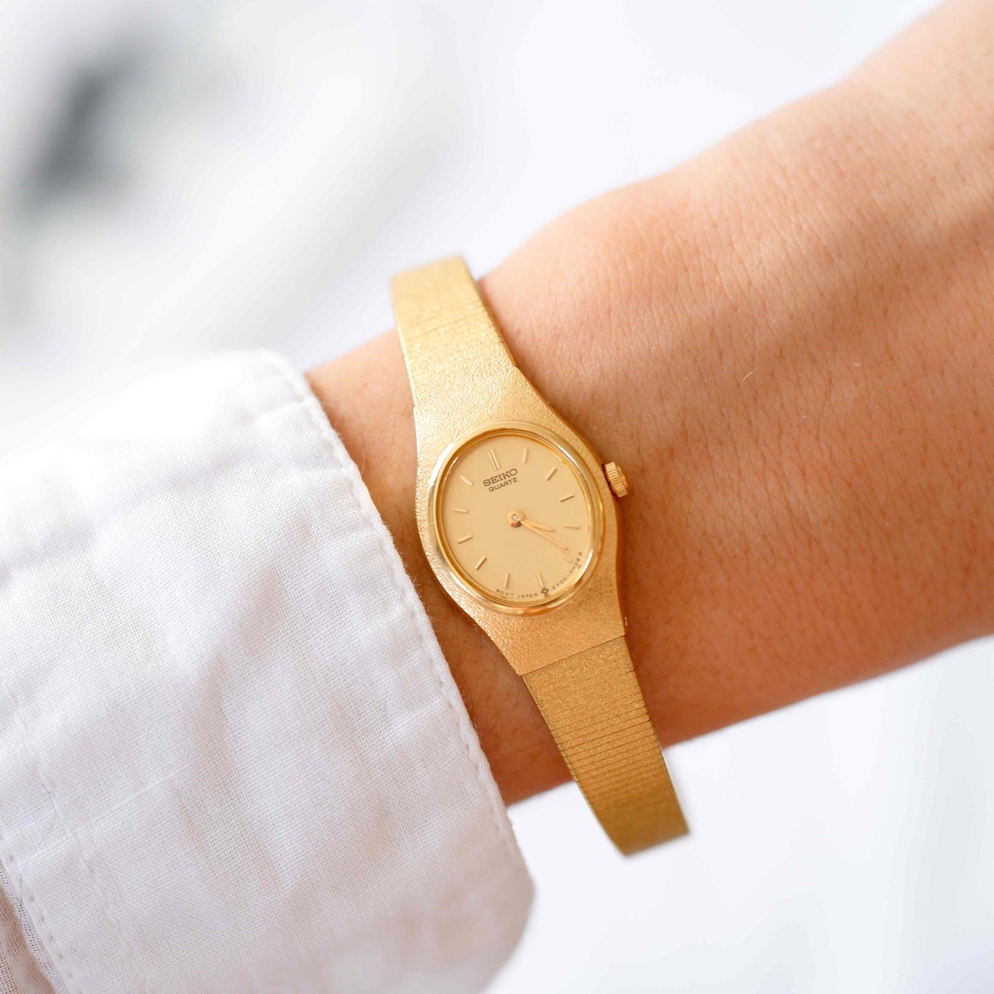 Seiko Cocktail Watch: Ladies 80s Golden Champaign Dial - New Old Stock
