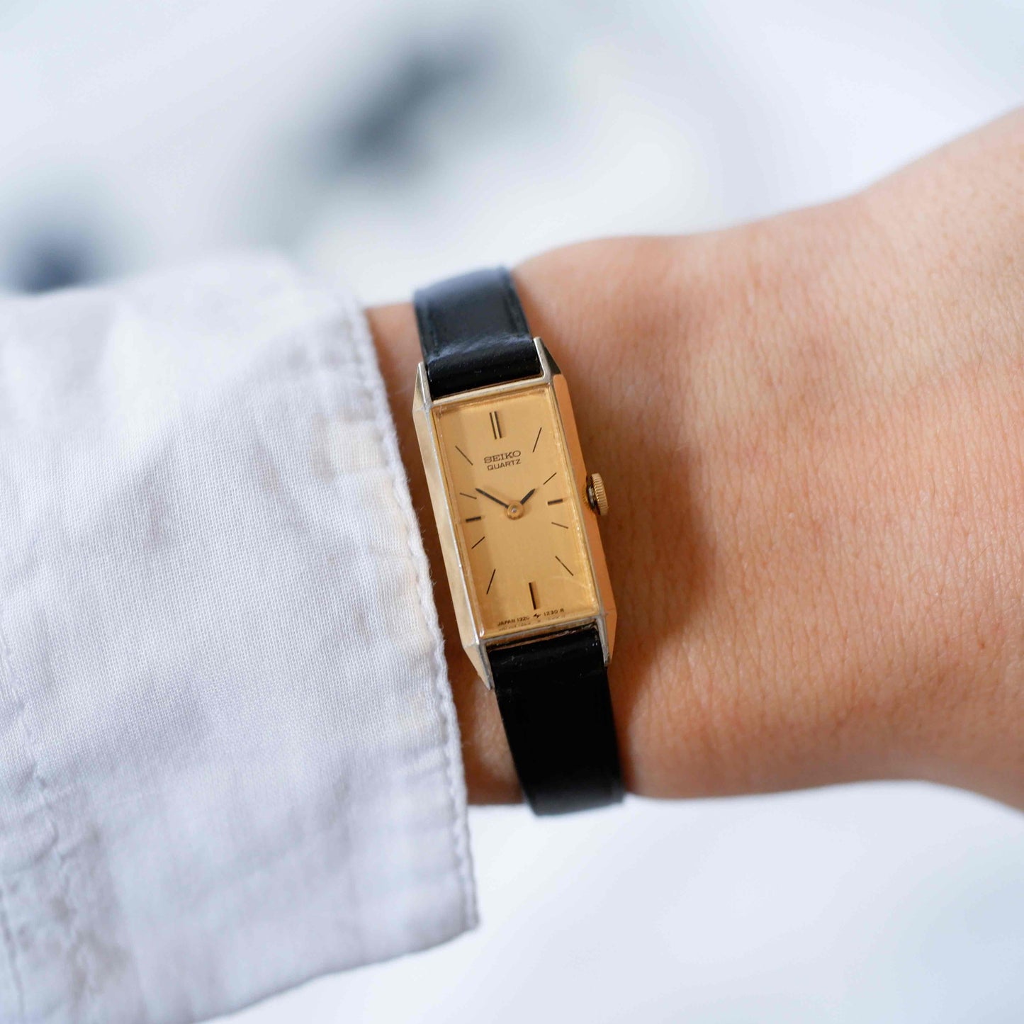 Seiko Vintage Watch: Ladies 80s Gold Rectangular with Champagne Dial