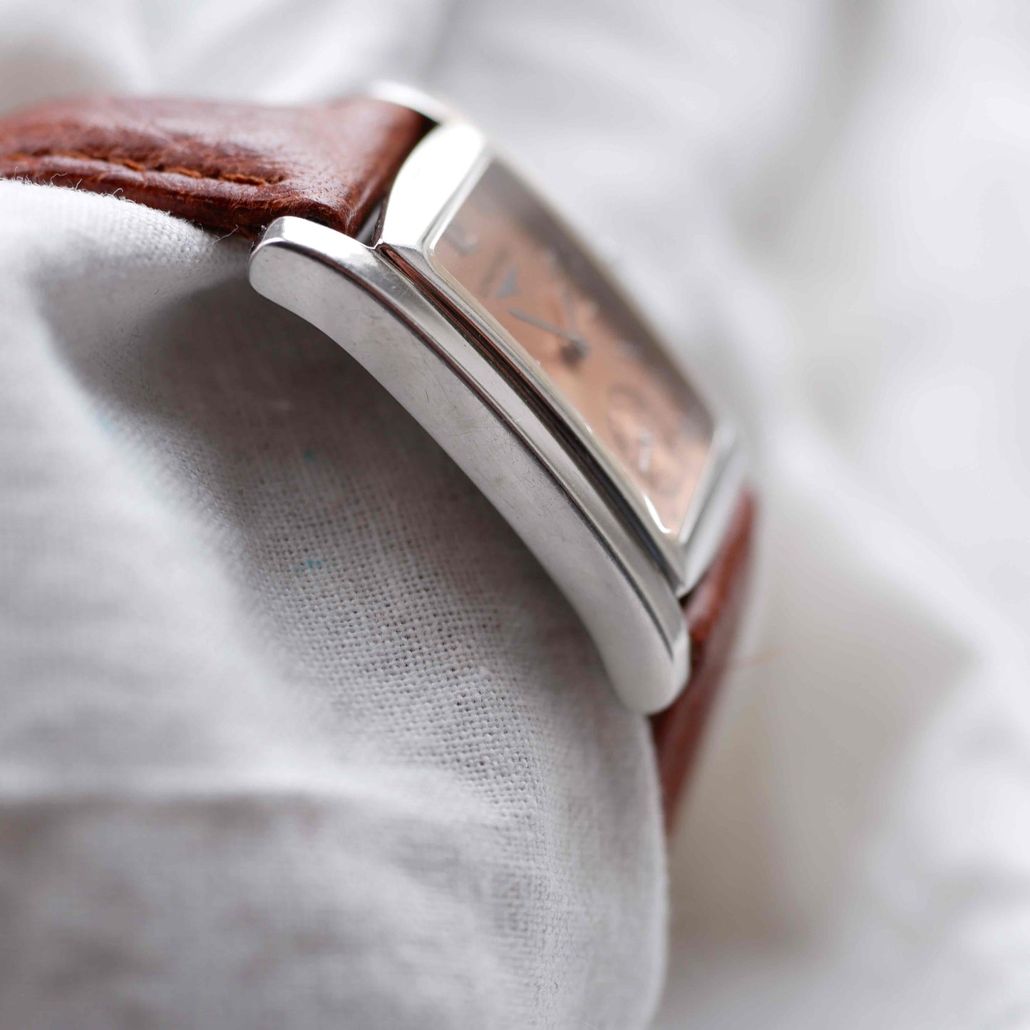 Longines Tank Dolce Vita: Vintage Ladies Watch 90s Sunburst Rose Dial