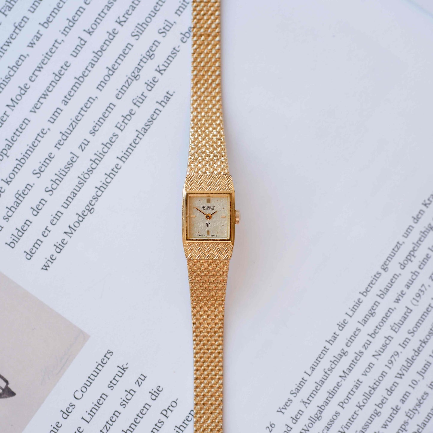 Orient Vintage Watch: 90s Cocktail Ladies Golden Rectangular Style
