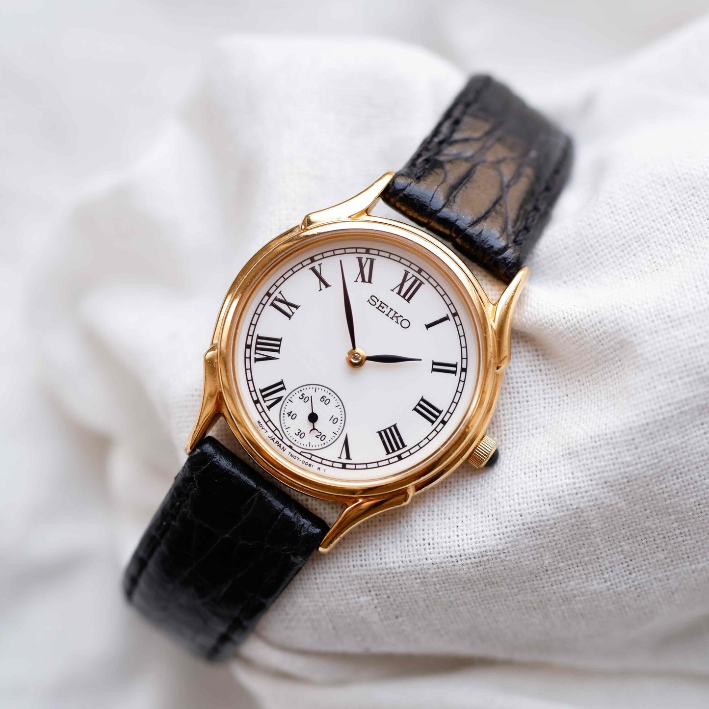 Seiko Vintage Watch: Ladies 90s Gold with White Roman Dial