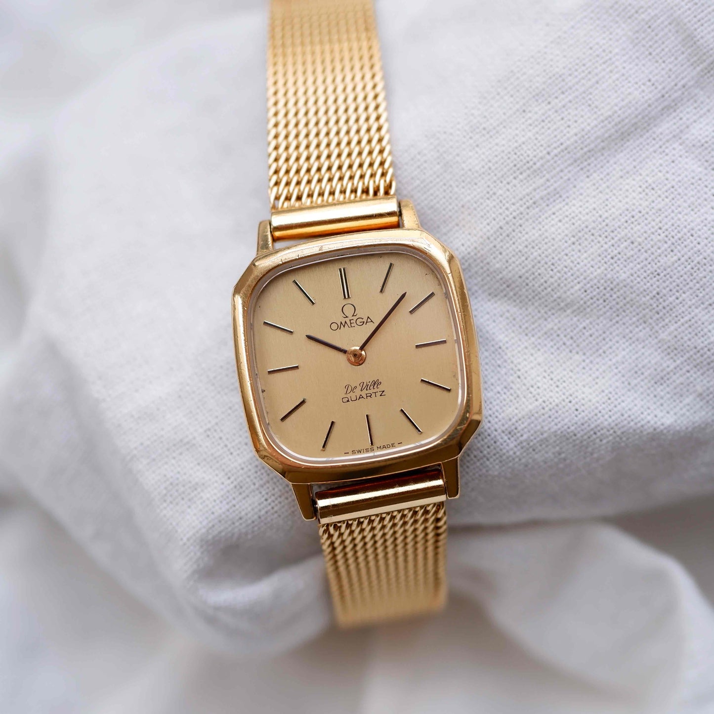 Omega De Ville: Vintage Ladies Watch 70s Golden Elegance