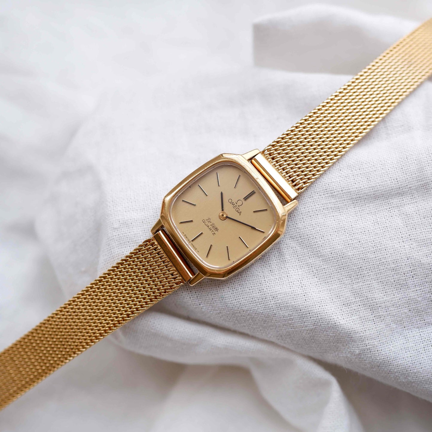 Omega De Ville: Vintage Ladies Watch 70s Golden Elegance