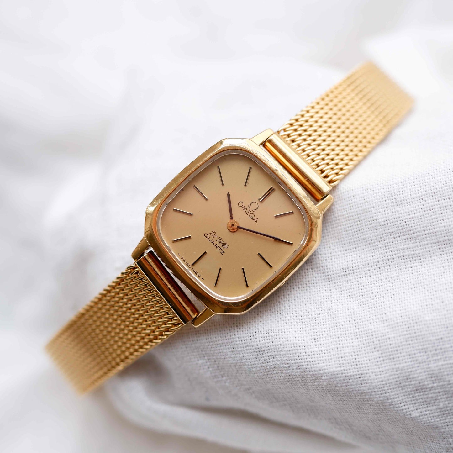 Omega De Ville: Vintage Ladies Watch 70s Golden Elegance