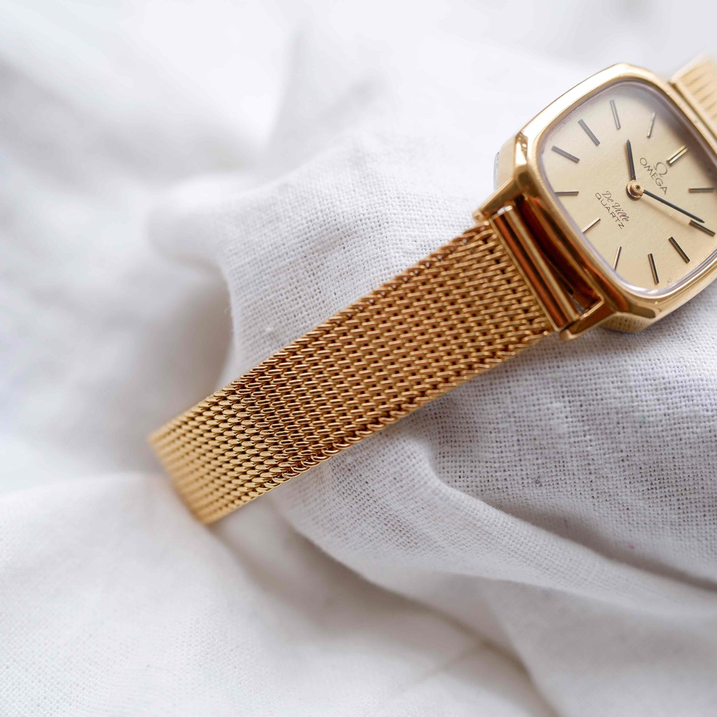 Omega De Ville: Vintage Ladies Watch 70s Golden Elegance