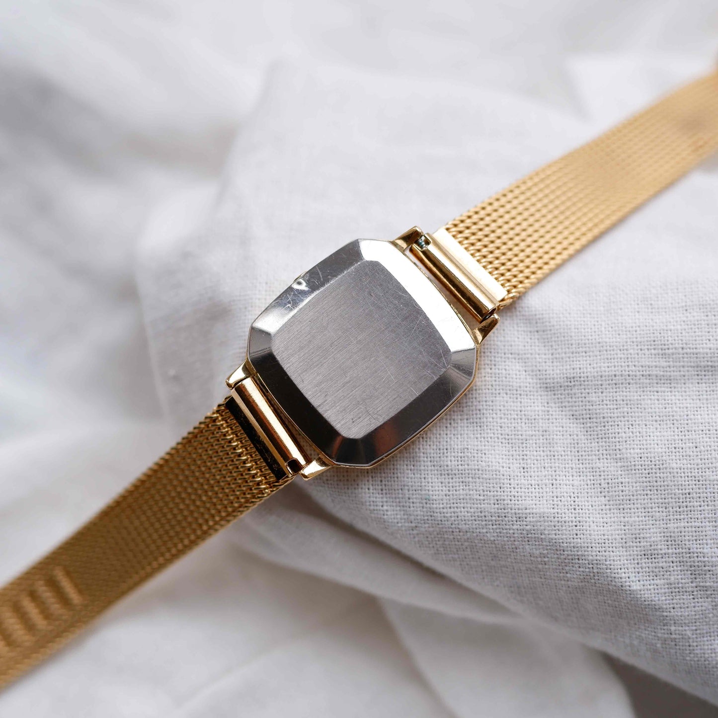 Omega De Ville: Vintage Ladies Watch 70s Golden Elegance