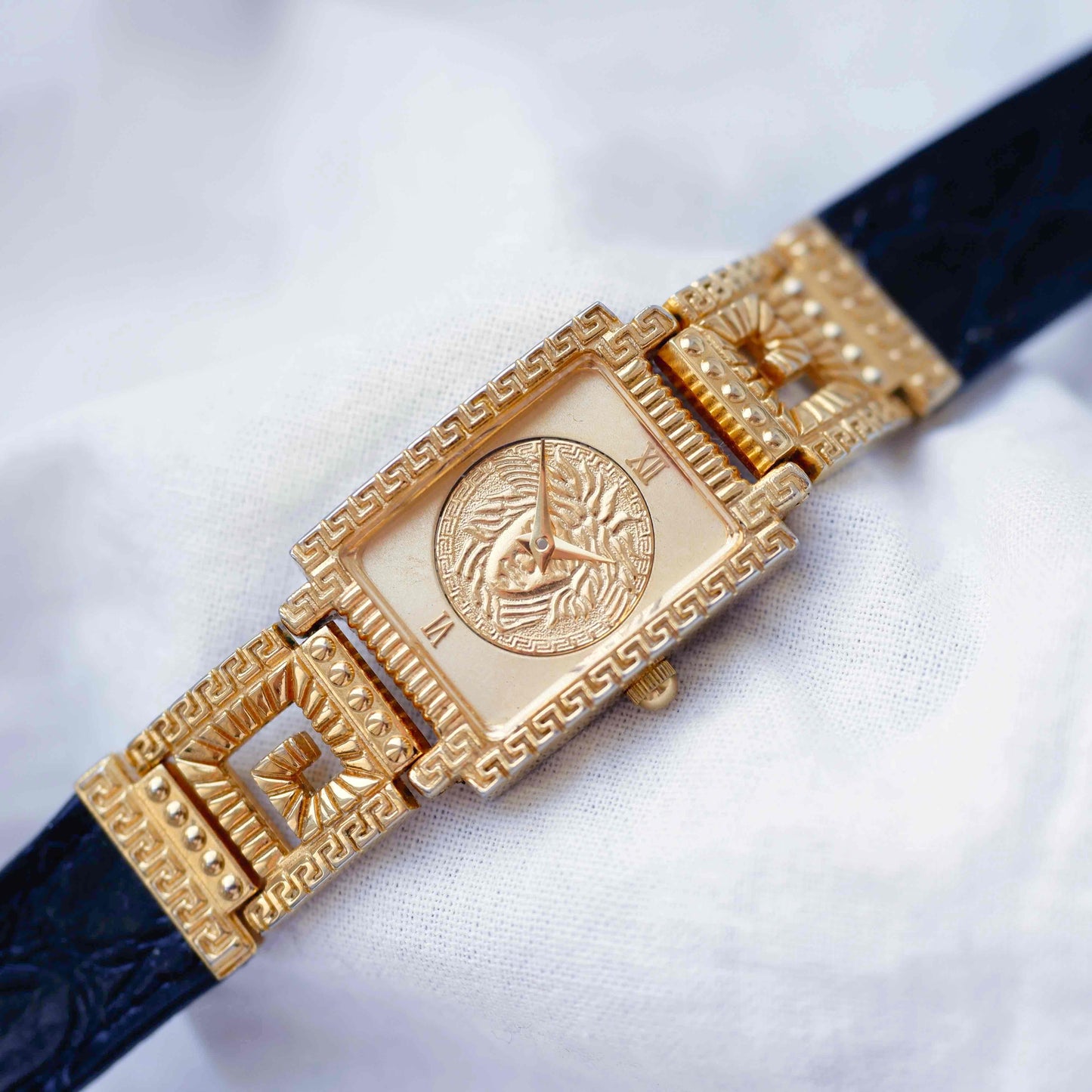 Gianni Versace Medusa: Vintage Ladies Tank Watch 90s Gold Dial