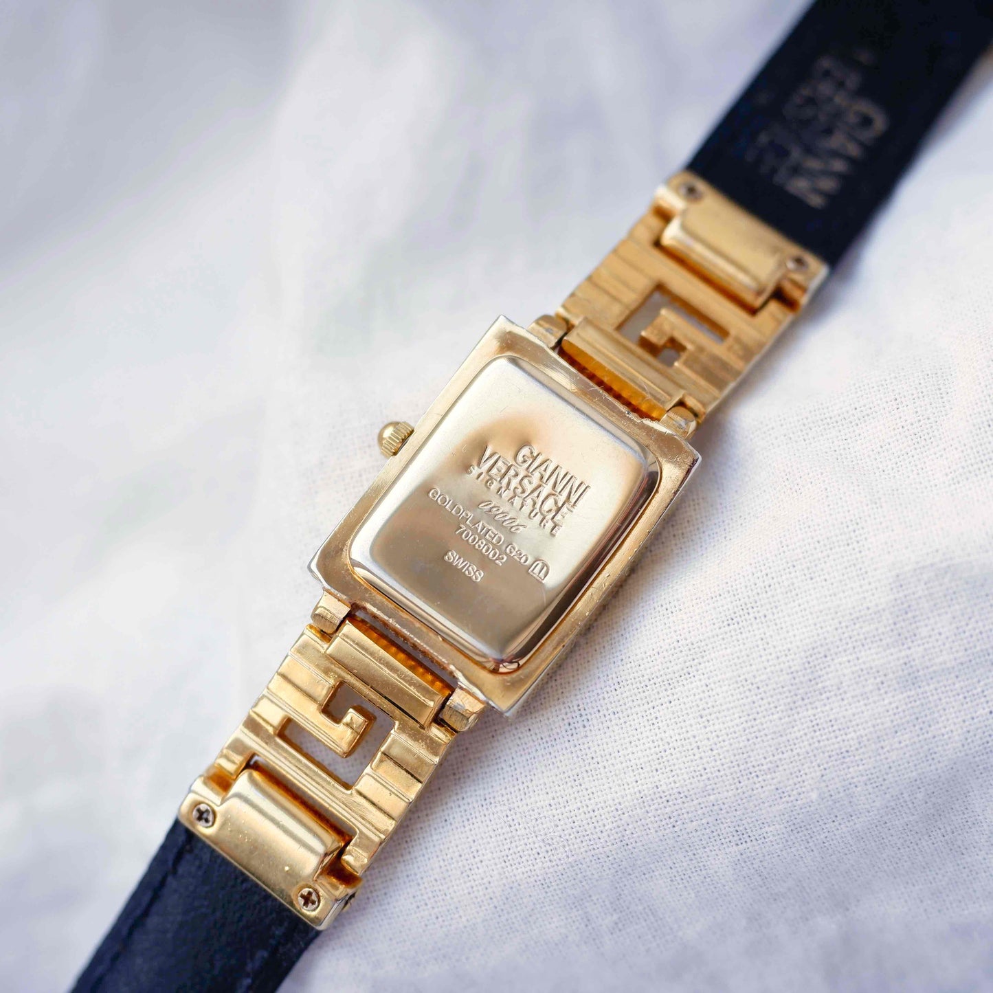 Gianni Versace Medusa: Vintage Ladies Tank Watch 90s Gold Dial