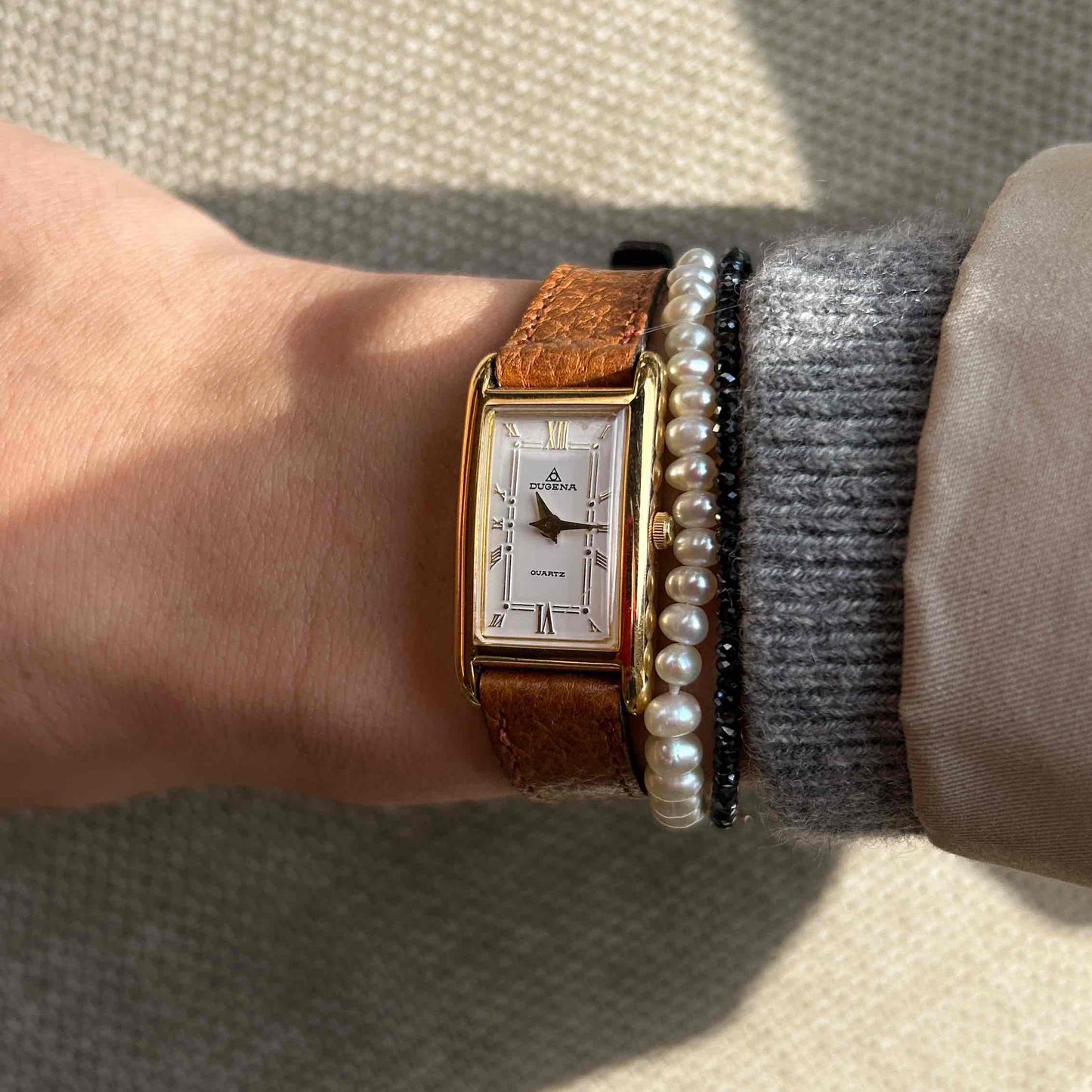 Dugena Tank: Vintage Ladies Golden Watch 90s White Dial - NOS