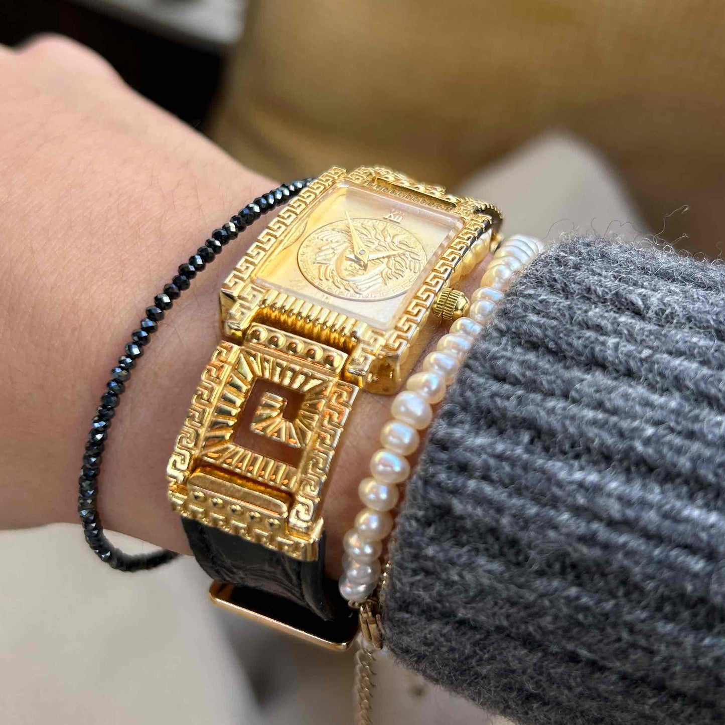 Gianni Versace Medusa: Vintage Ladies Tank Watch 90s Gold Dial