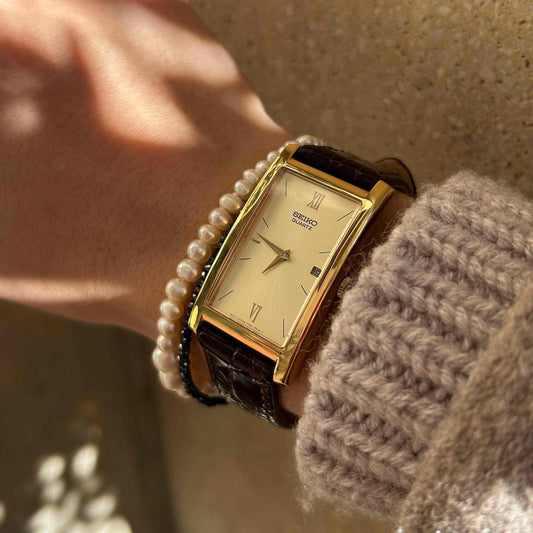 Seiko Vintage Watch: Ladies 80s Gold with Sunburst Champagne Dial