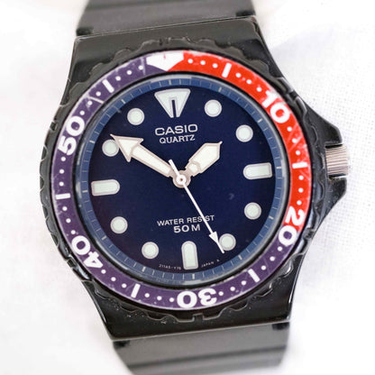 Casio Pepsi Diver Vintage Ladies Watch: 90s Blue and Red Bezel | First Front Side