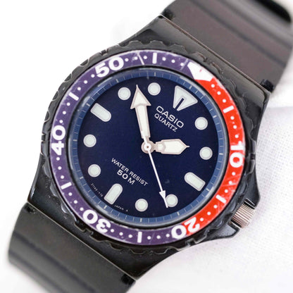 Casio Pepsi Diver Vintage Ladies Watch: 90s Blue and Red Bezel | Second Front Side