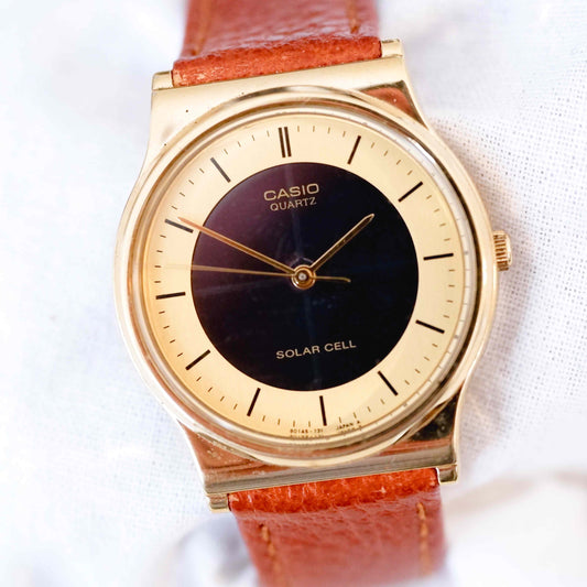 Casio Solar Vintage Ladies Watch: 90s Golden Classic | First Front Side