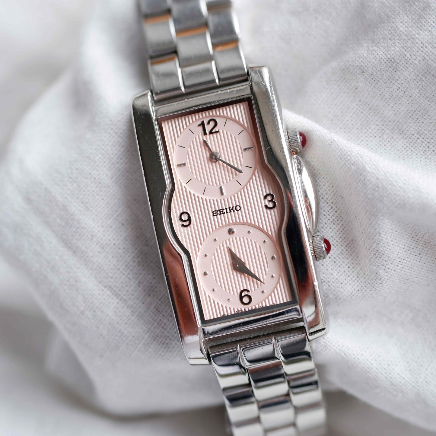 Seiko Dual Time: Vintage Ladies Watch 90s Rose Stripe Dial