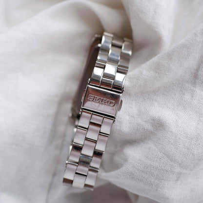 Seiko Dual Time: Vintage Ladies Watch 90s Rose Stripe Dial
