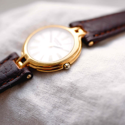 Raymond Weil Ronde: Vintage Ultra Slim 80s Golden with Roman Numerals