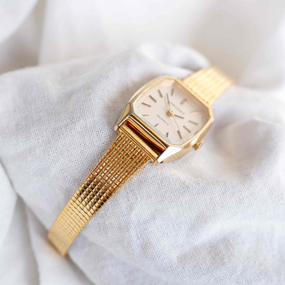 Orient Vintage Watch: 80s Cocktail Ladies Golden Rectangular Style
