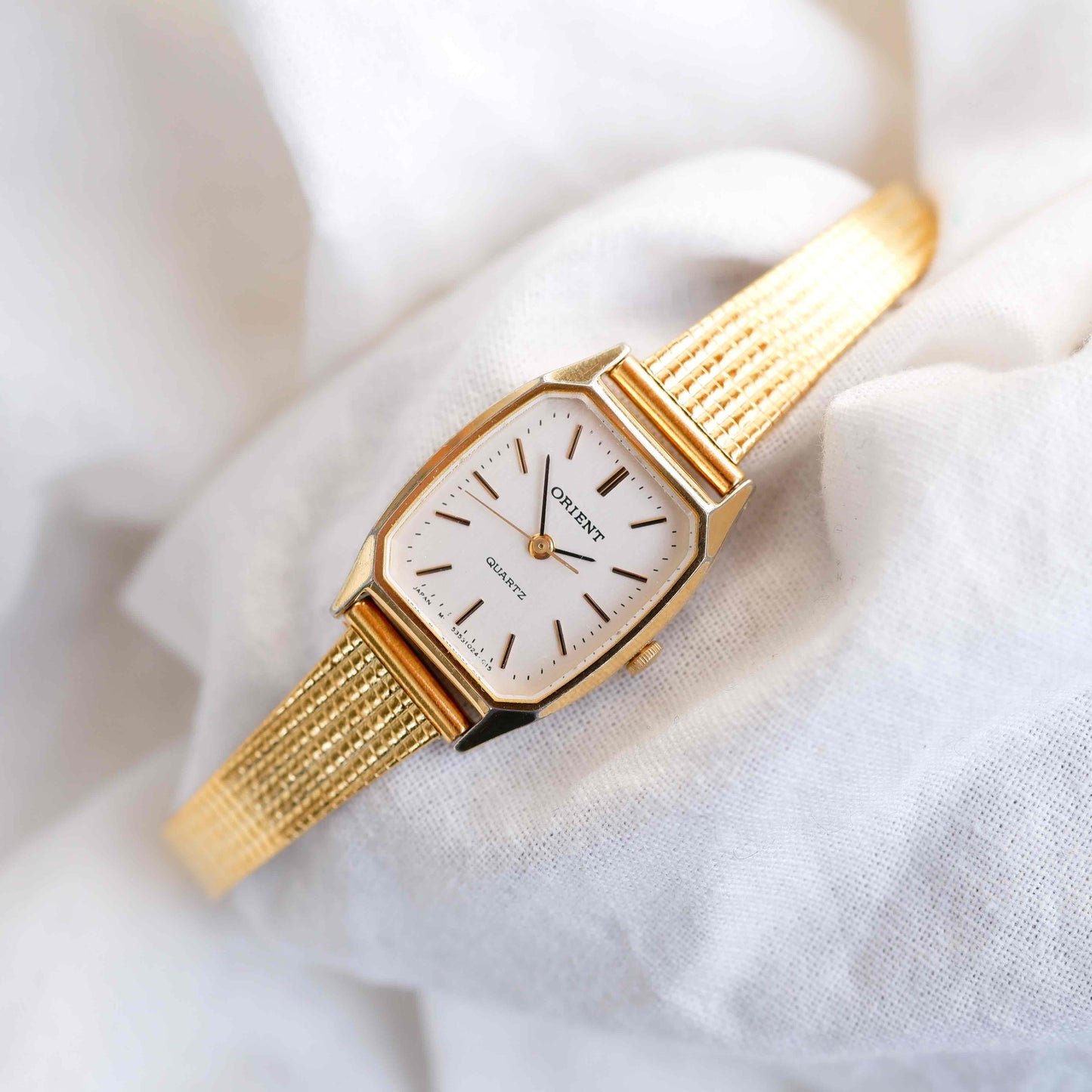 Orient Vintage Watch: 80s Cocktail Ladies Golden Rectangular Style