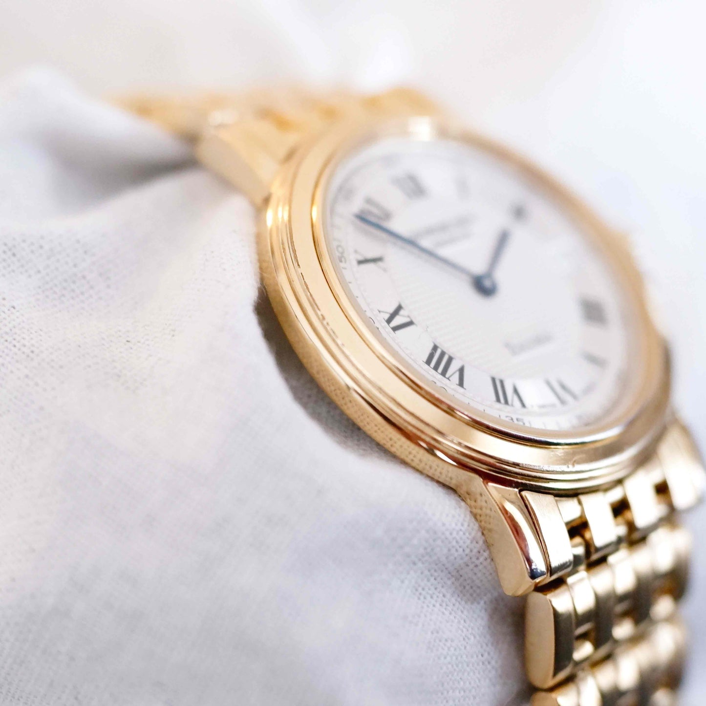 Raymond Weil Toccata: Vintage Ladies Watch 90s Golden Roman White Guilloche Dial