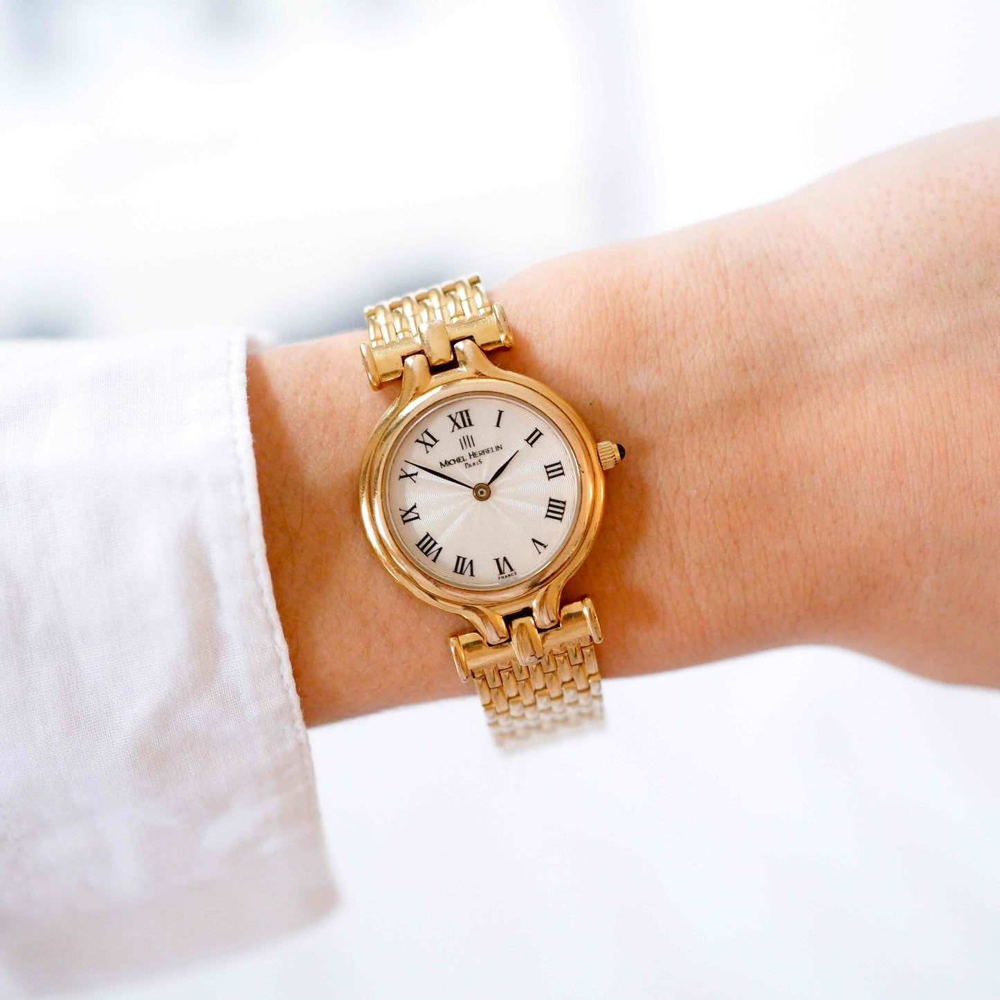 Michel Herbelin Cocktail: Vintage Ladies Watch 90s Golden Roman White Dial