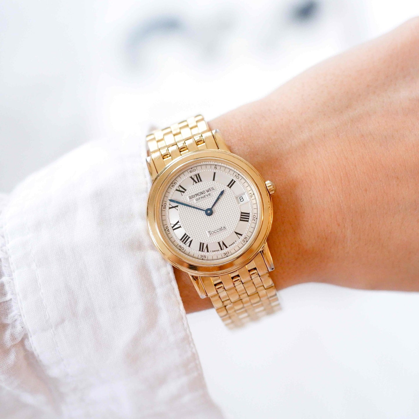 Raymond Weil Toccata: Vintage Ladies Watch 90s Golden Roman White Guilloche Dial