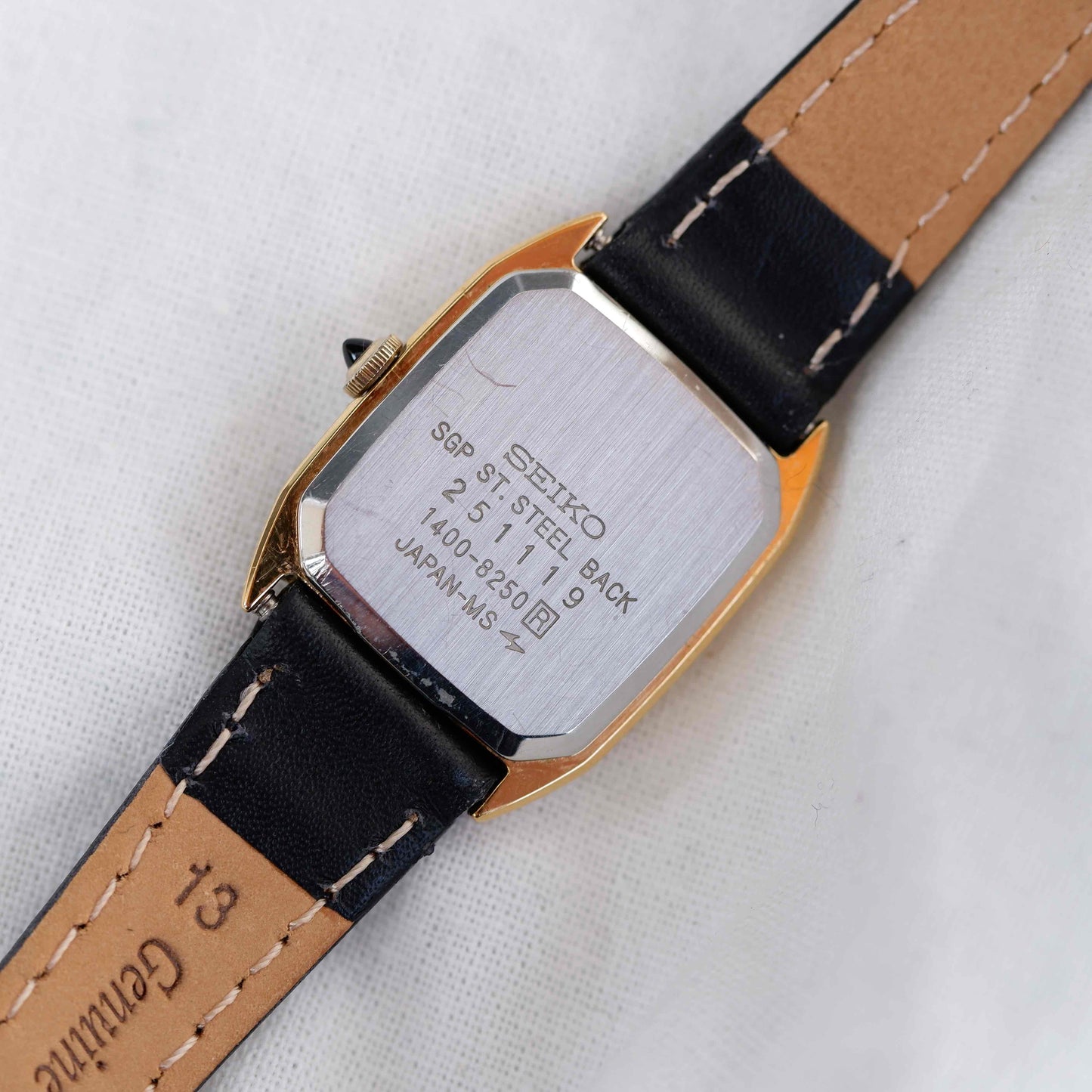 Seiko Vintage Tank: Ladies Watch 80s Gold with Blue Sunburst Dial
