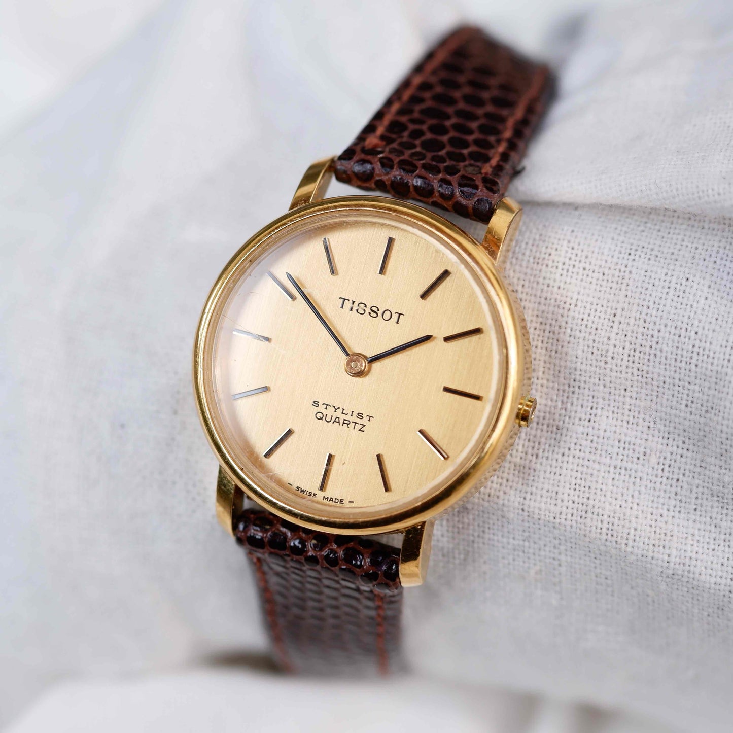 Tissot Vintage Watch: Ladies 90s Golden Iconic with Champagne Dial