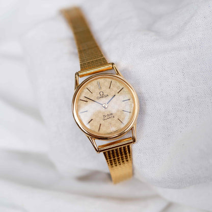 Omega De Ville: Vintage Ladies Watch 80s Structured Dial