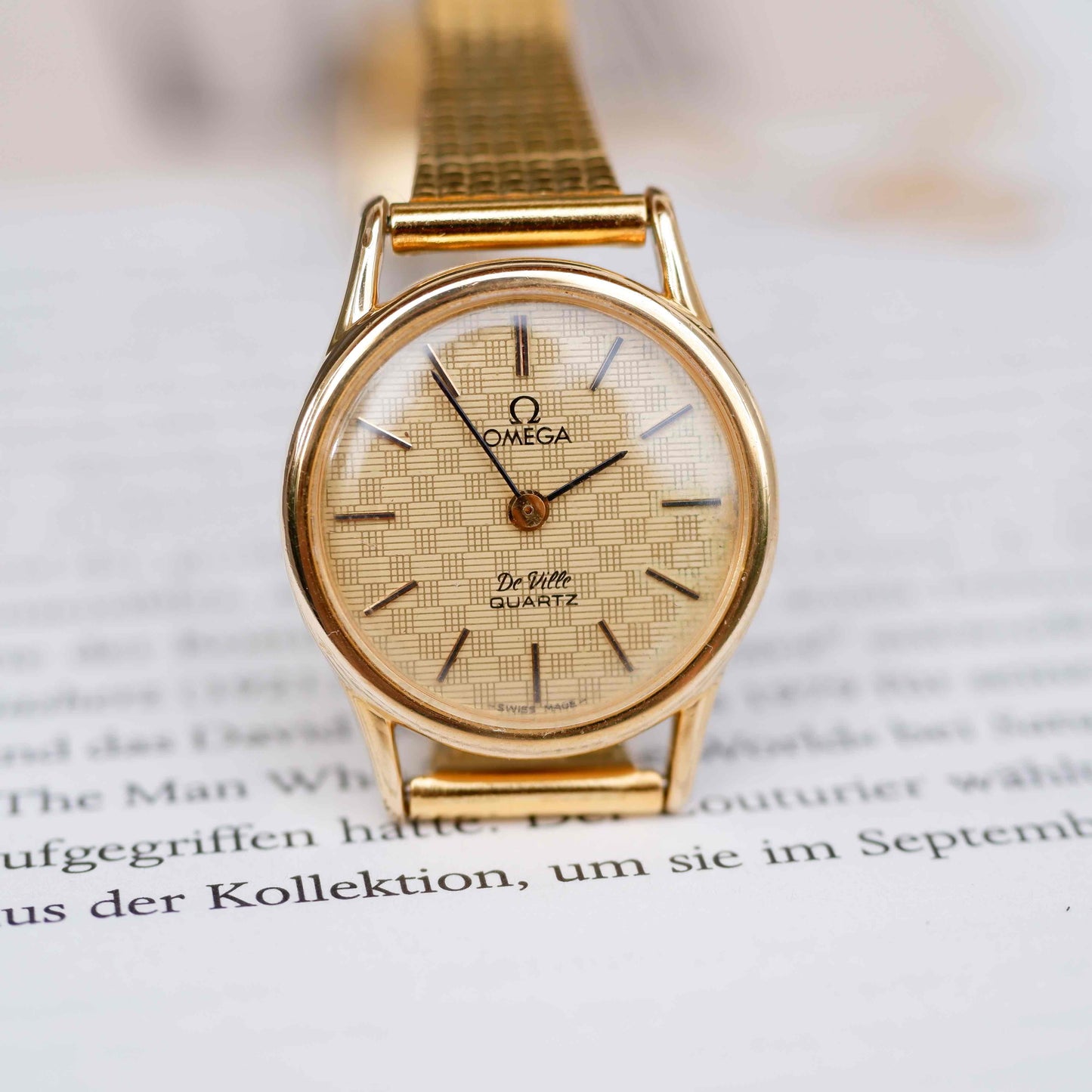 Omega De Ville: Vintage Ladies Watch 80s Structured Dial