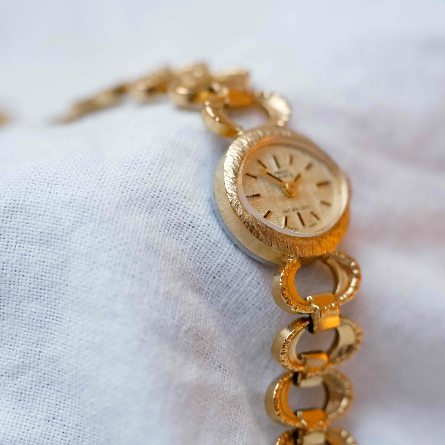 Lanco Cocktail Watch: Mid-Century Ladies 60s Mechanical Gold Linen Dial