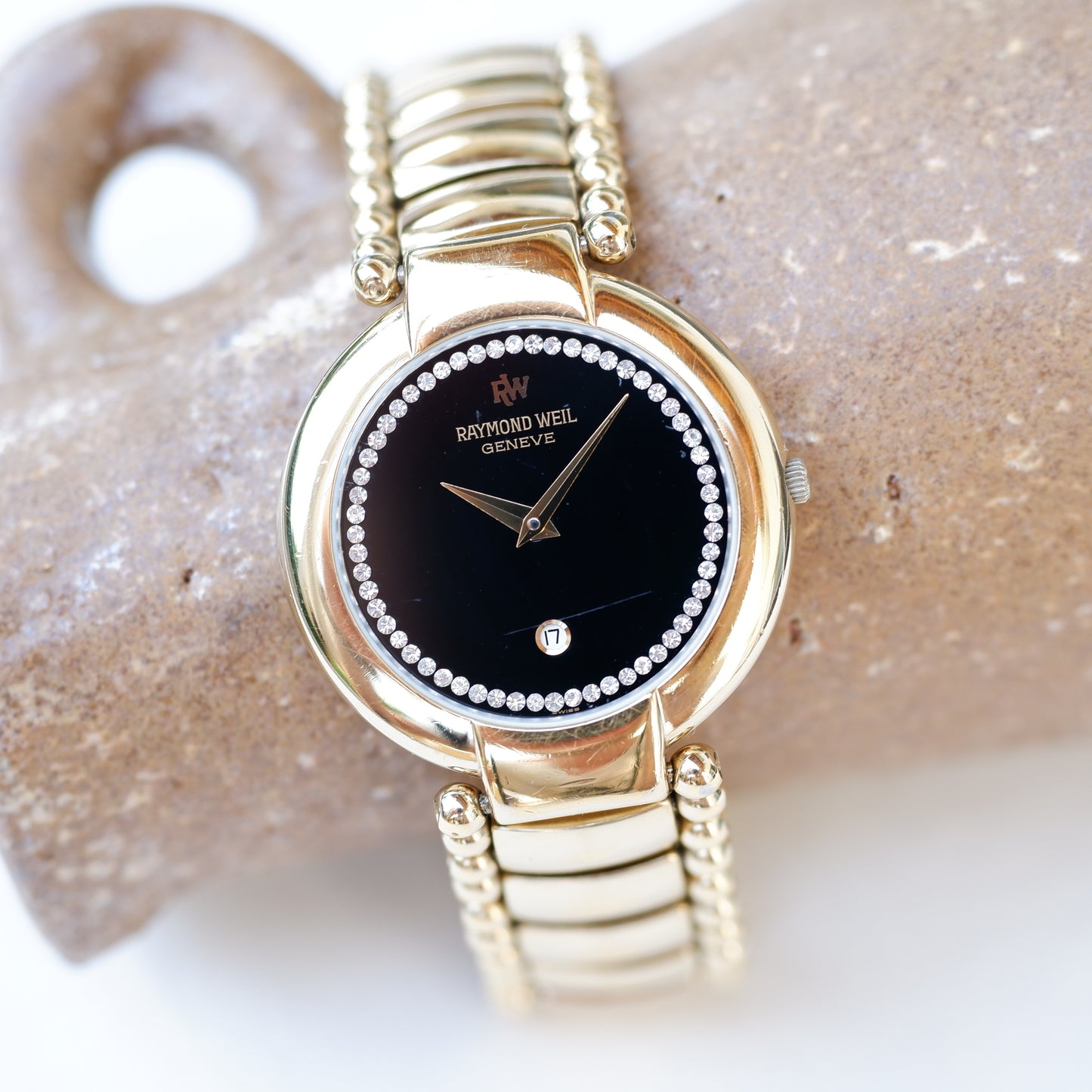 Raymond Weil Vintage Ladies Watch: 90s Golden with Black Diamond-Set Dial