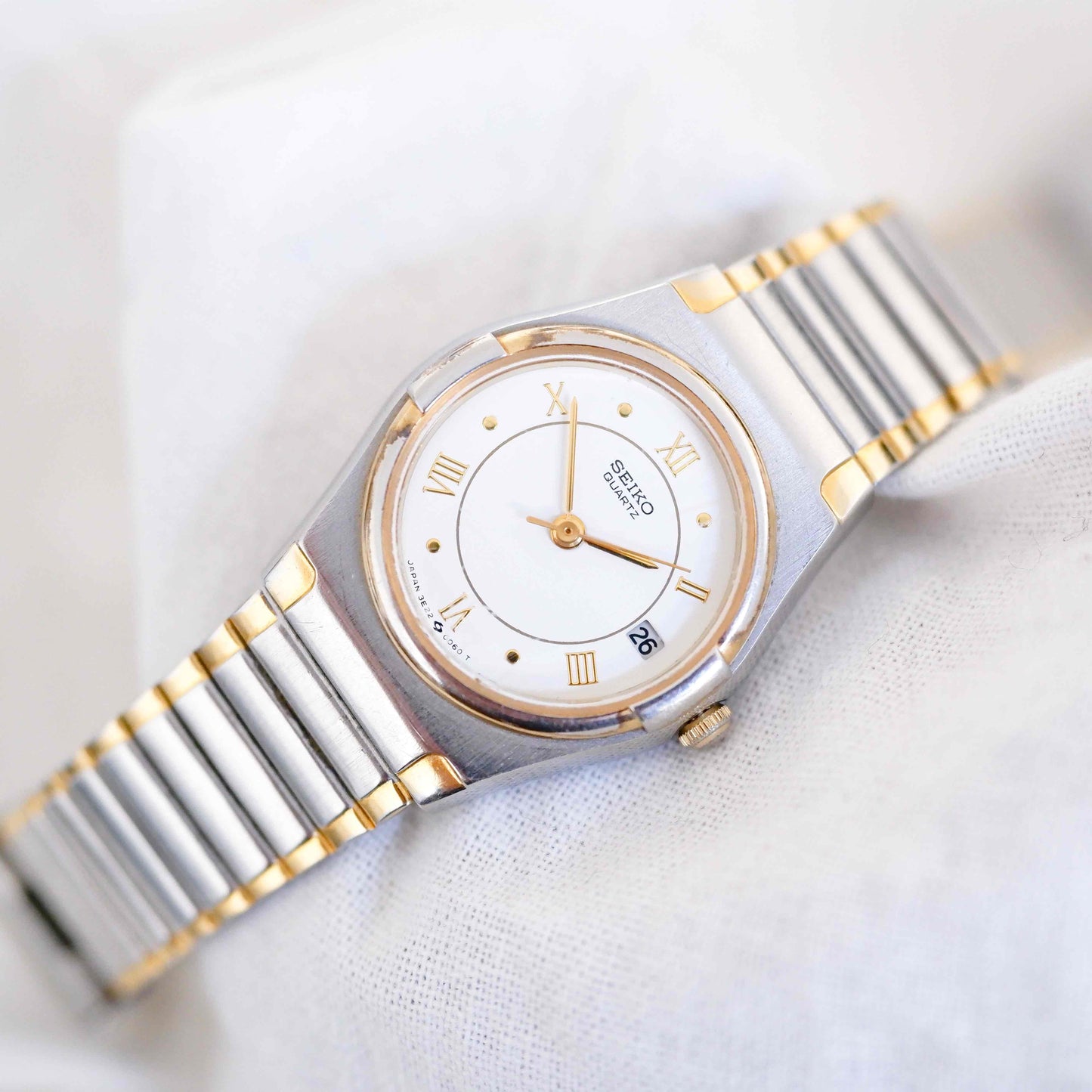 Seiko Dainty Cocktail Watch: Ladies Vintage 90s Two-Tone White Gold Dial